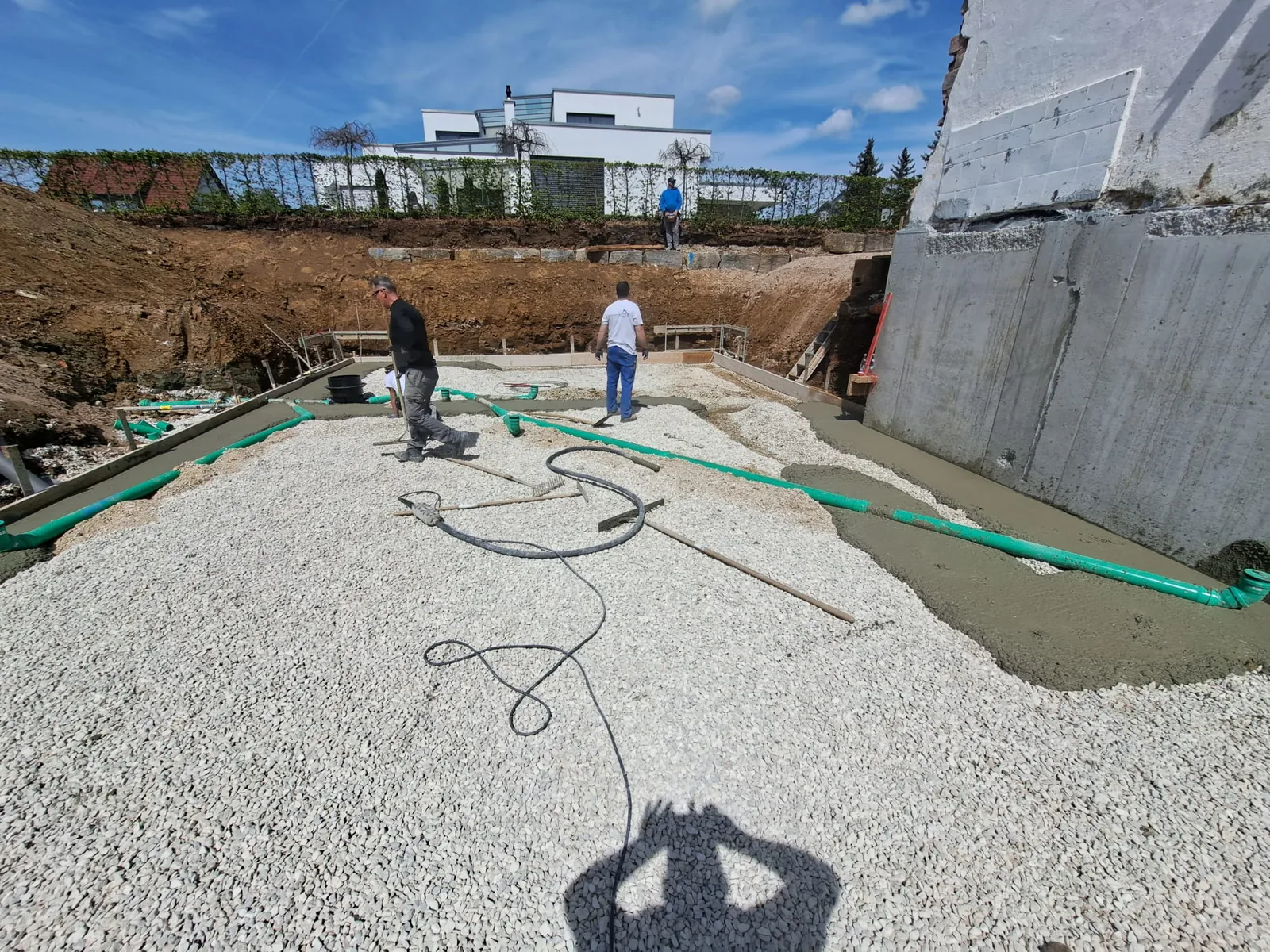Bodenplatte auf einer Baustelle von Schneider-Bau im Ostalbkreis